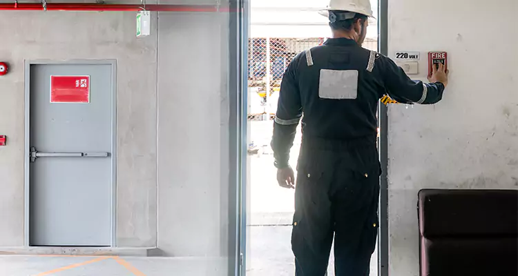 Emergency Fire Exit Door Repair in DeBary, FL