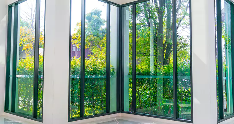 Emergency Balcony Door Glass Repair in DeBary, FL