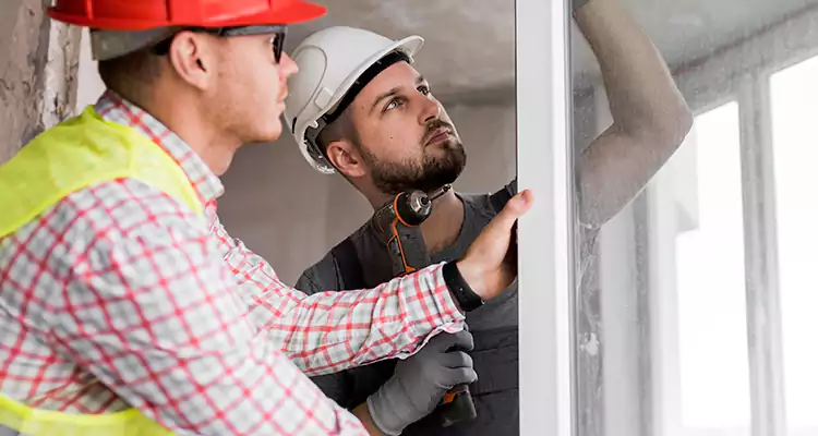 Sliding Patio Door Sticking? Expert Repair in DeBary, FL.